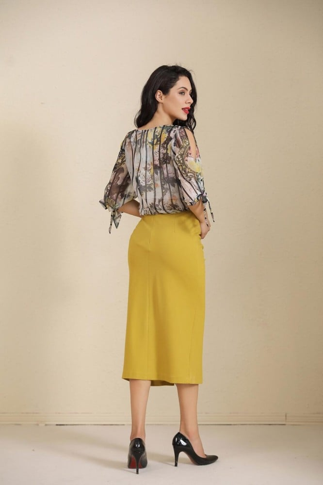 طقم تيور بلوزة شيفون مشجر تنورة كريب استرتش أخضر زيتي