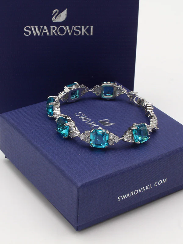 اساور سواروفسكي بيق بلو سكوير ستونز