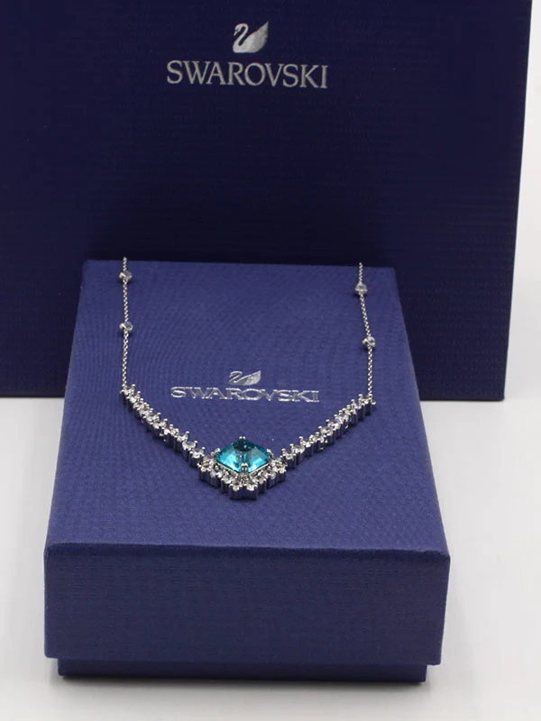 سلسال سواروفسكي بيق بلو سكوير